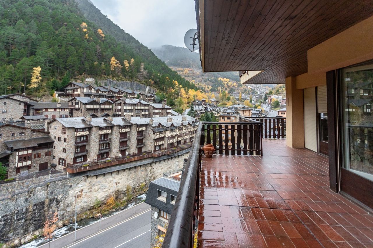 Appartement à La Massana, Andorre, 98 m2 - image 1