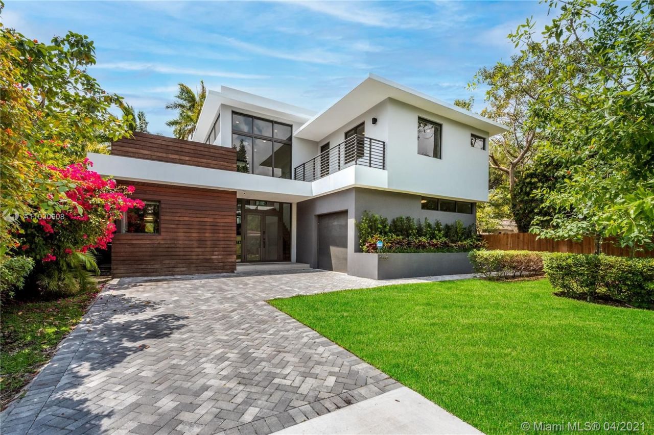 Villa in Miami, USA, 300 m2 - Foto 1