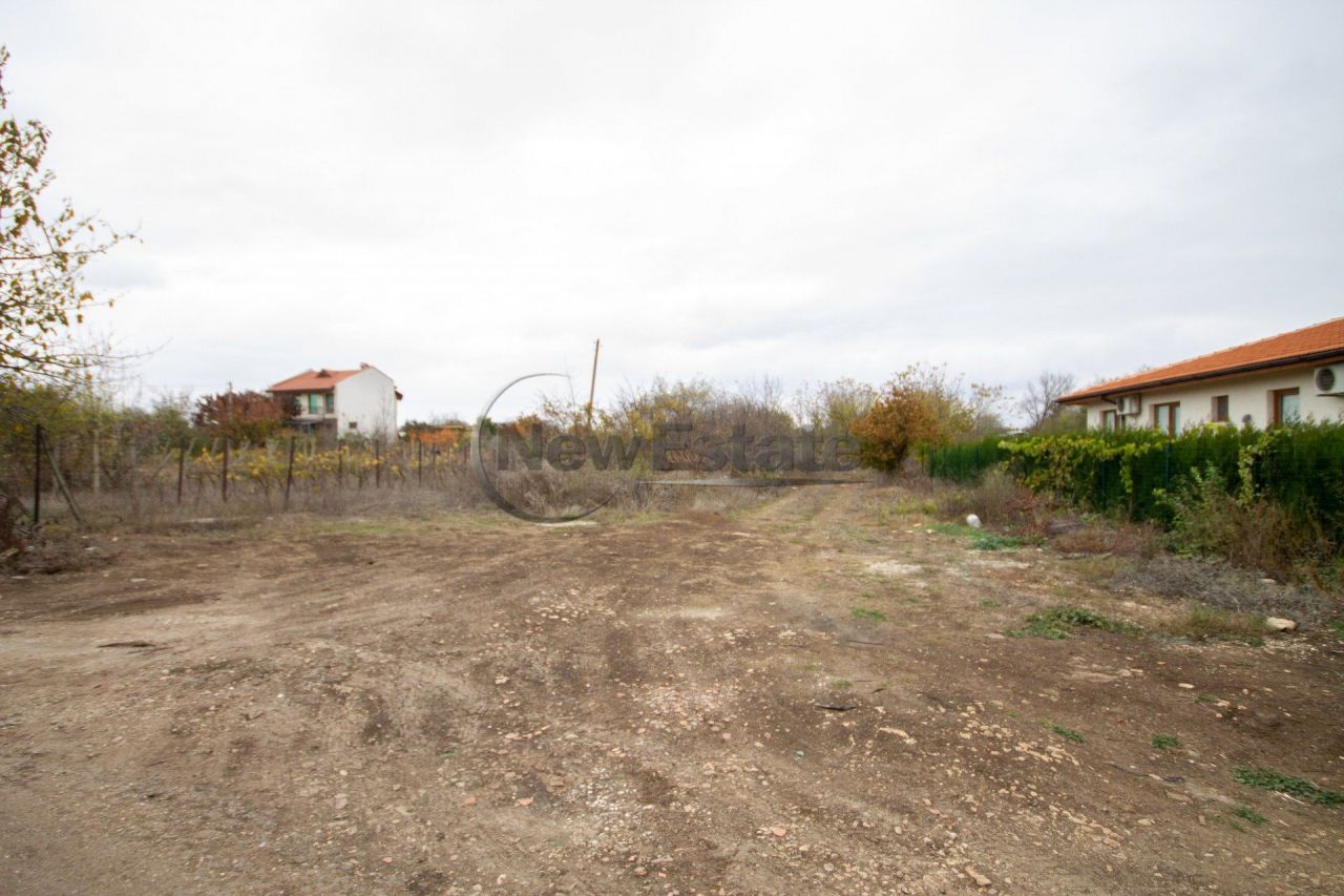 Land in Kavarna, Bulgaria, 1 100 sq.m - picture 1