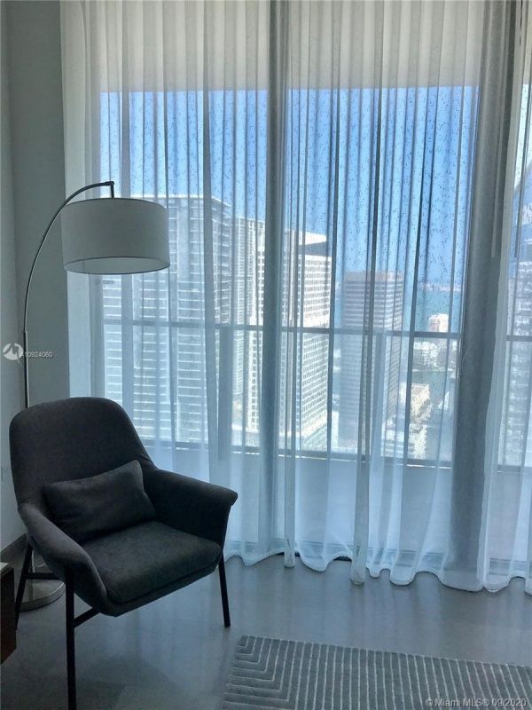 Appartement à Miami, États-Unis, 116 m2 - image 1
