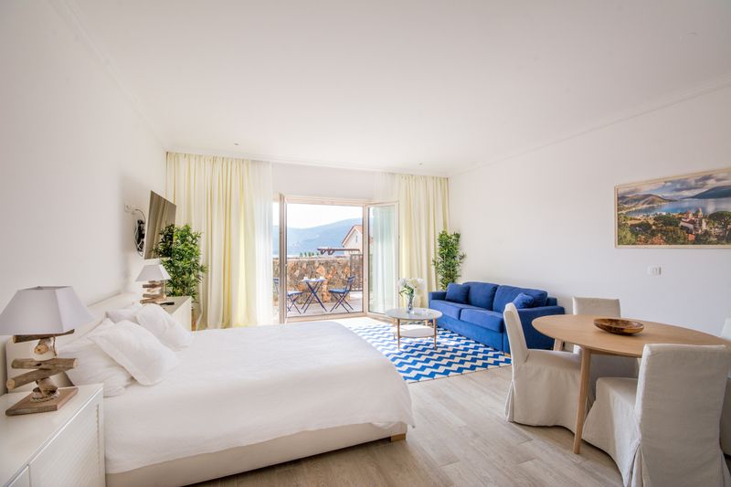 Apartment on Lustica peninsula, Montenegro, 44 sq.m - picture 1