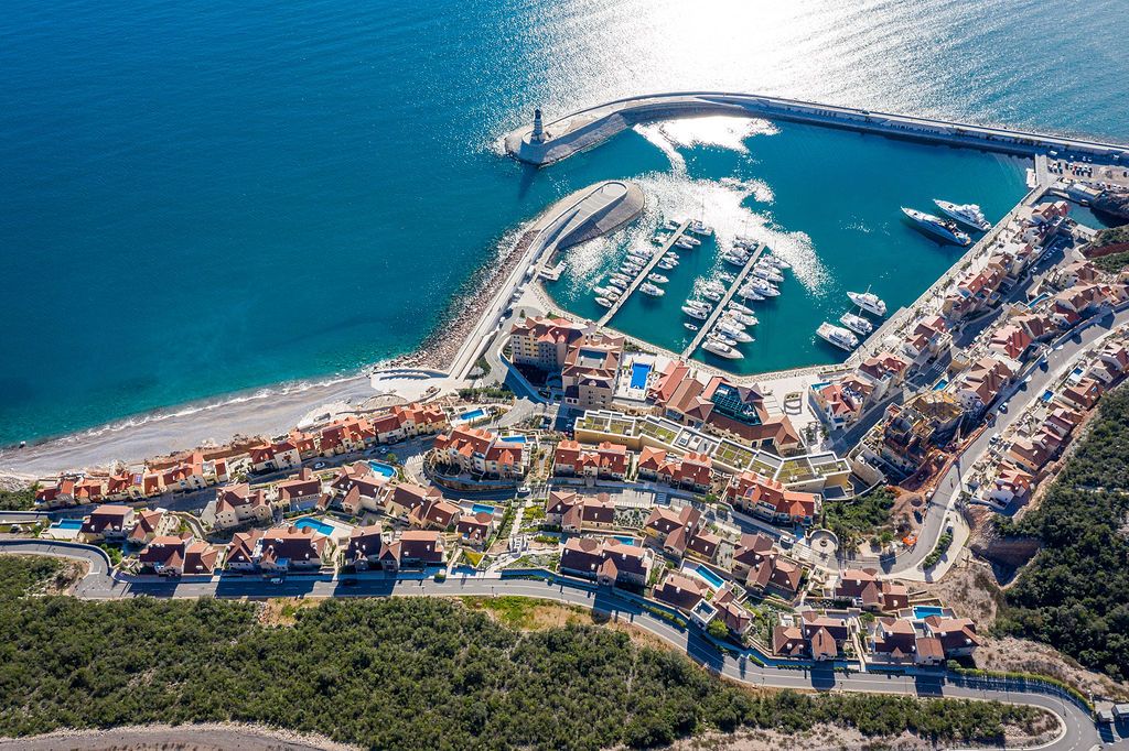 Apartment on Lustica peninsula, Montenegro, 54 sq.m - picture 1