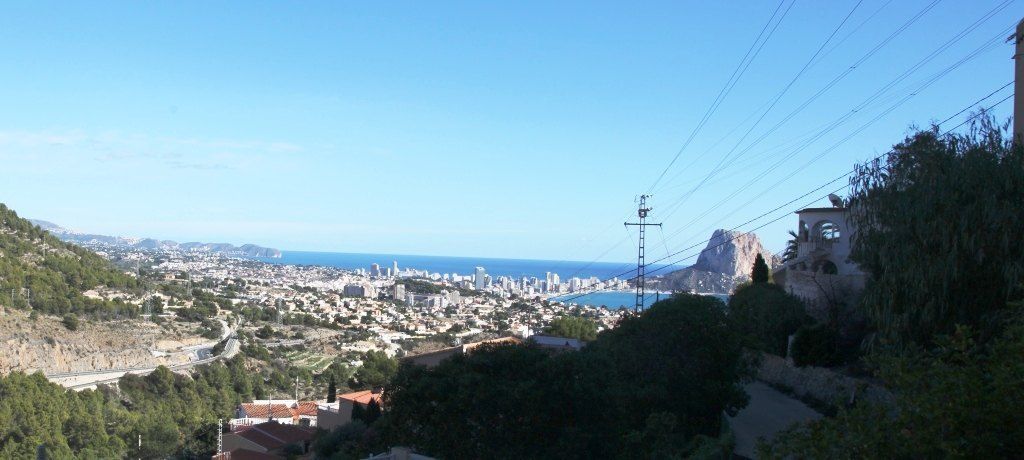 Land in Calp, Spain, 890 sq.m - picture 1