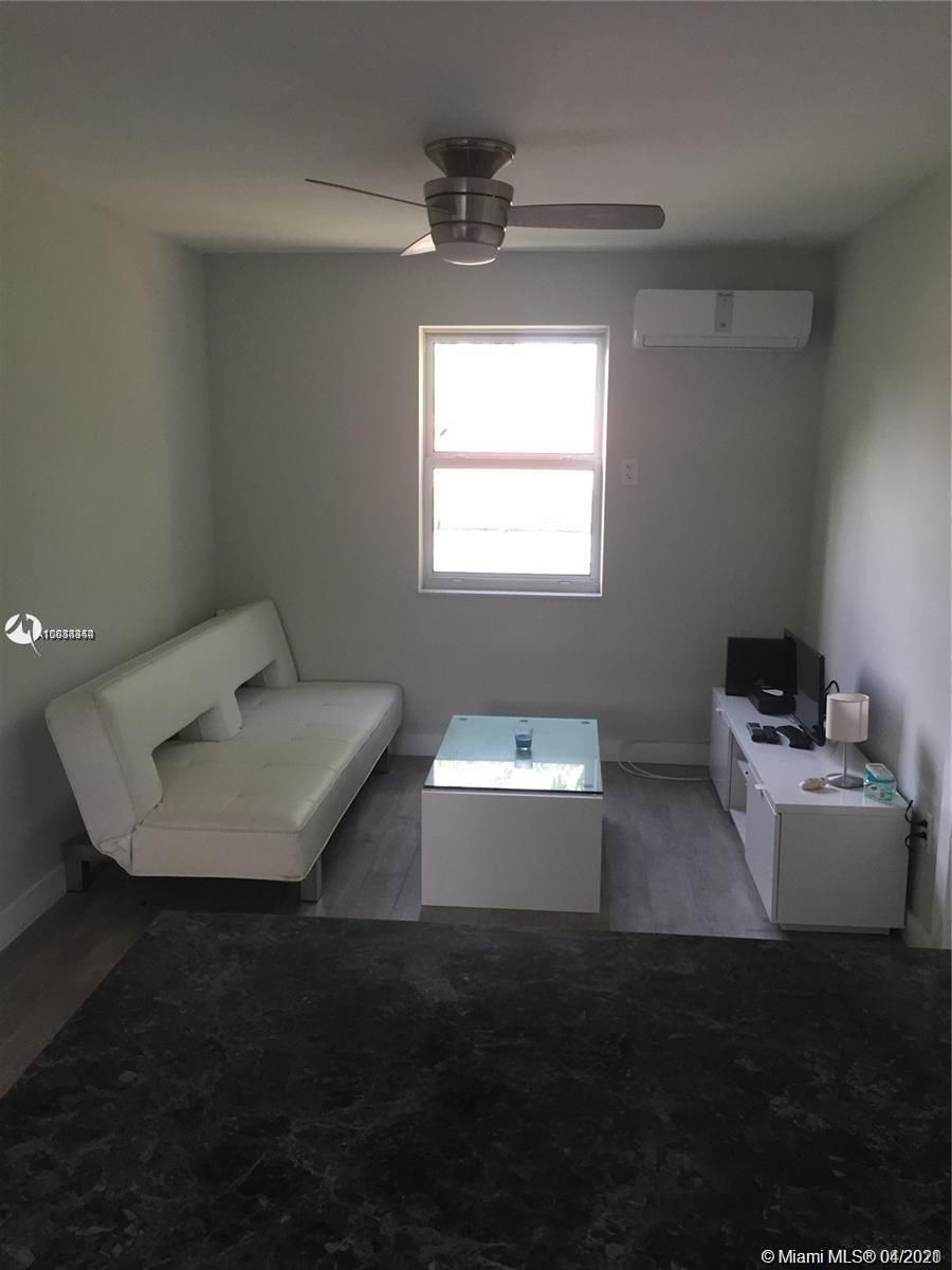 Apartment in Miami, USA, 40 sq.m - picture 1
