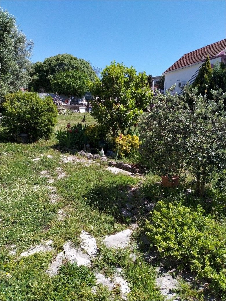 Grundstück in Dobra Voda, Montenegro, 491 m2 - Foto 1