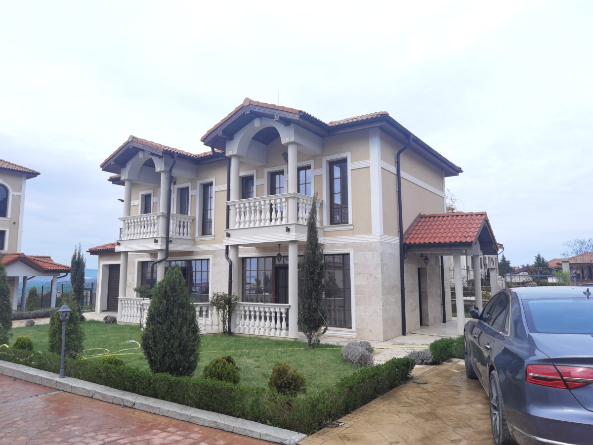 House in Burgas, Bulgaria, 108 sq.m - picture 1