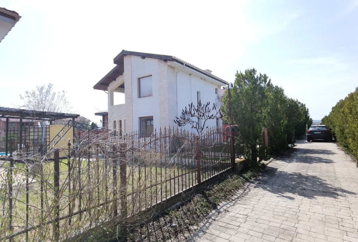 Maison à Bourgas, Bulgarie, 121 m2 - image 1