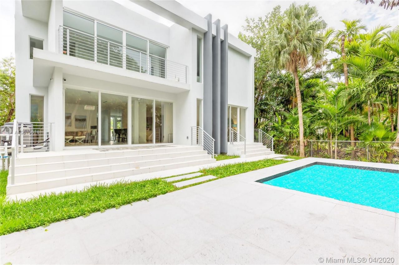 Casa en Miami, Estados Unidos, 328 m2 - imagen 1