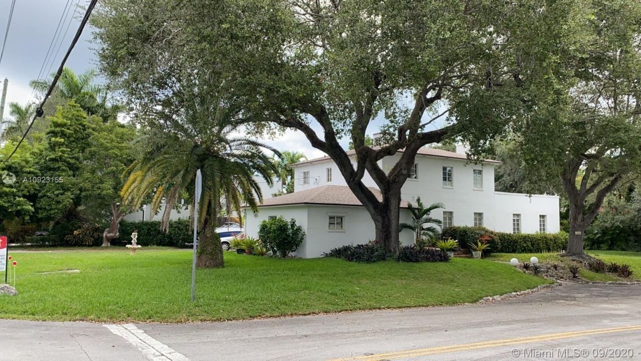 House in Miami, USA, 223 sq.m - picture 1