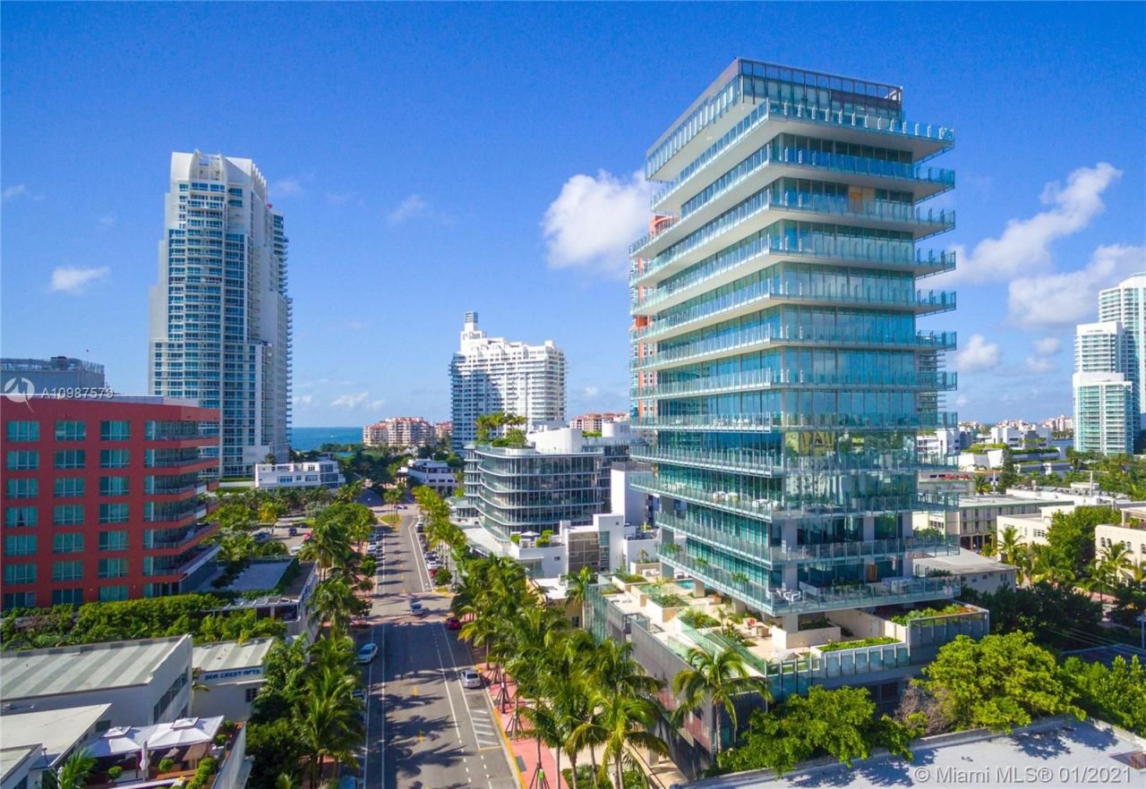 Piso en Miami, Estados Unidos, 180 m2 - imagen 1
