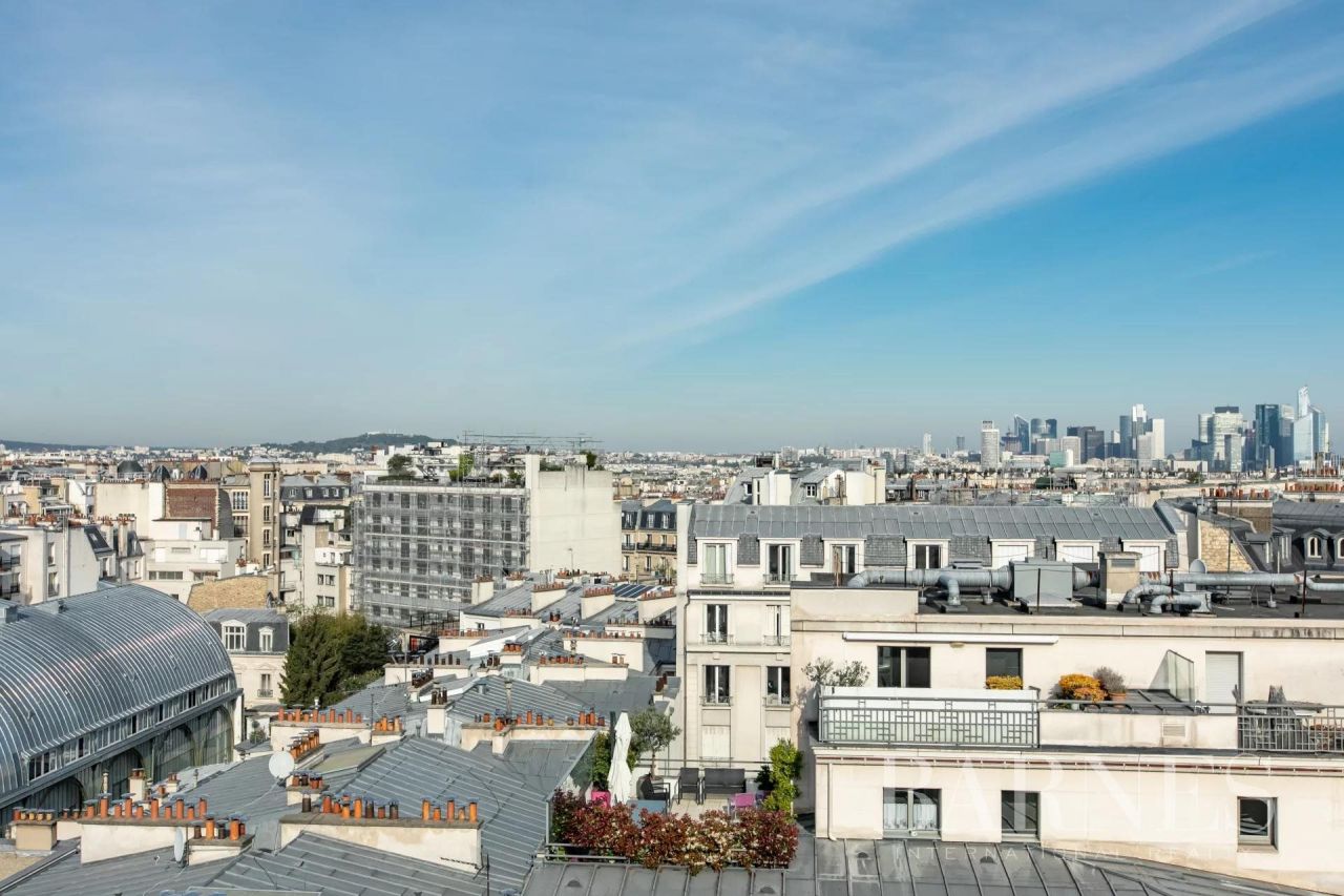 Flat in 16th arrondissement of Paris, France, 187 sq.m - picture 1