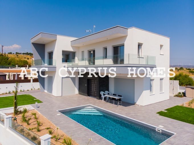 Villa in Tala, Cyprus, 165 sq.m - picture 1