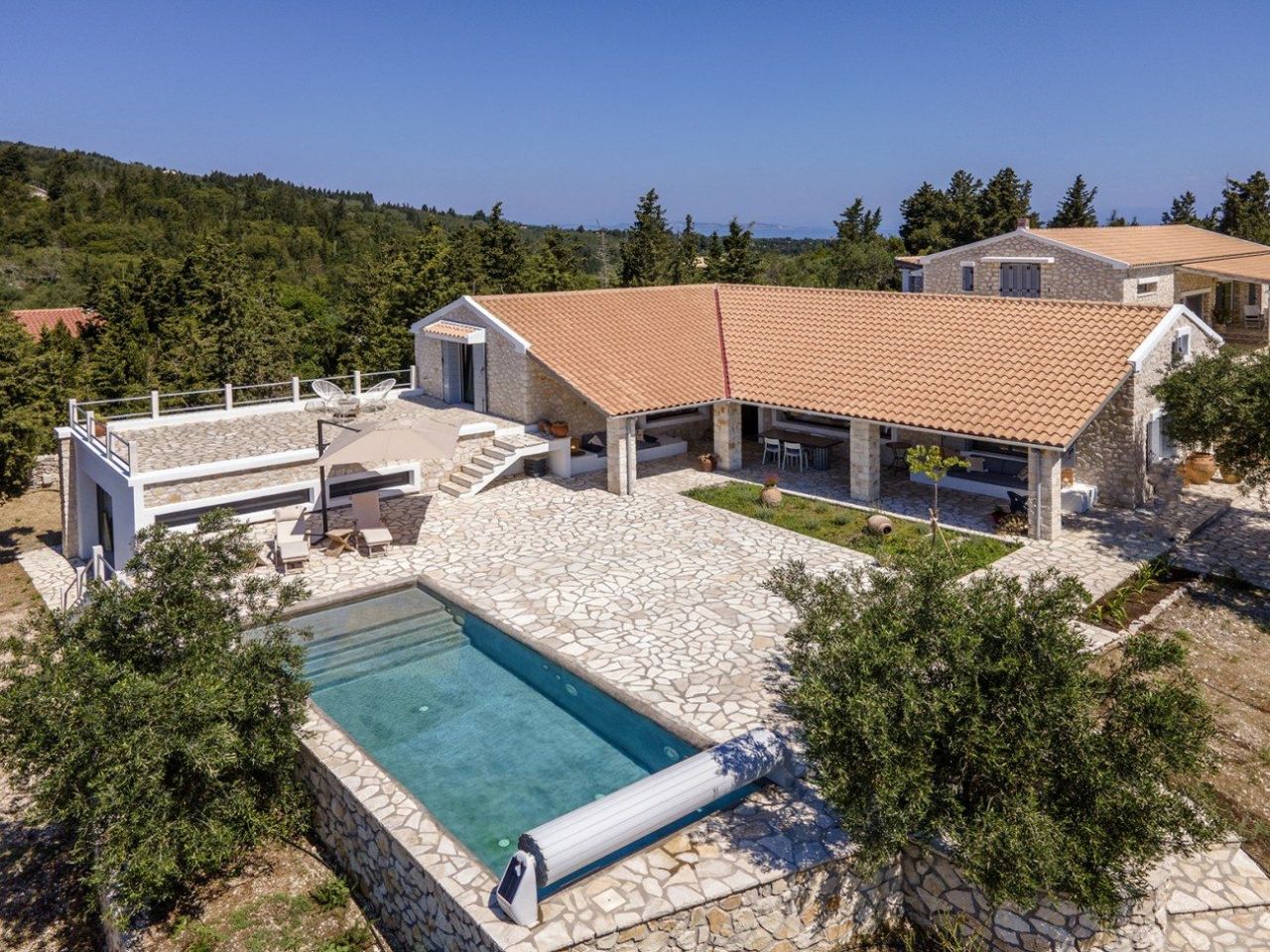Villa sur Corfou, Grèce, 260 m2 - image 1