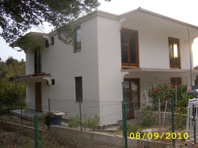 House in Utjeha, Montenegro, 180 sq.m - picture 1