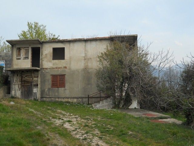 Casa en Šušanj, Montenegro, 200 m2 - imagen 1