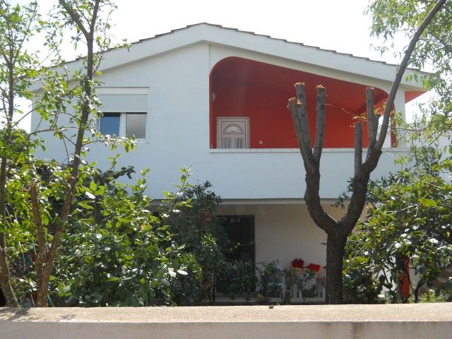 House in Utjeha, Montenegro, 170 sq.m - picture 1