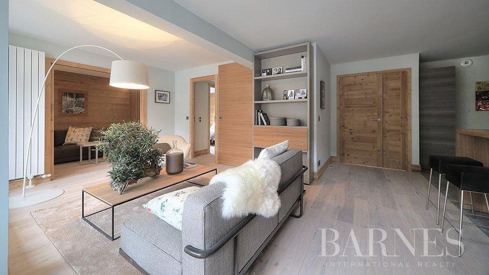 Flat in Megeve, France, 58.42 sq.m - picture 1