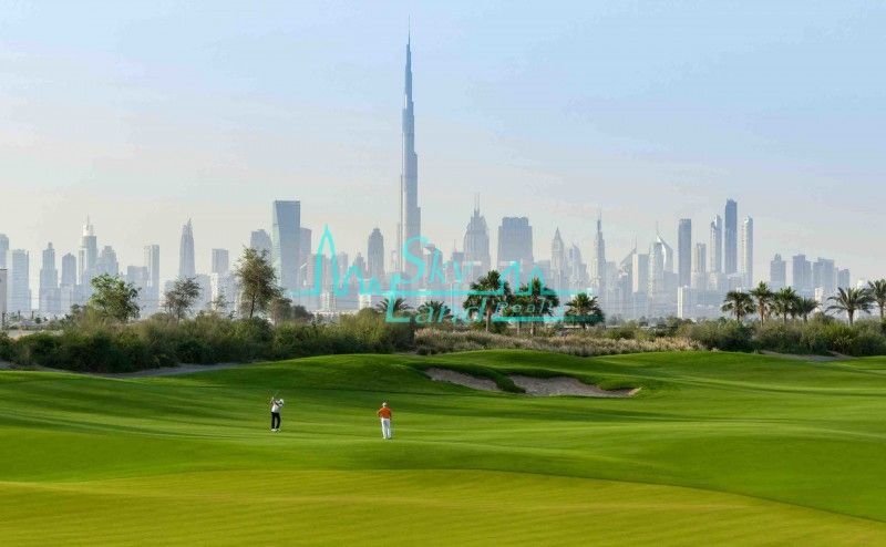 Land in Dubai, UAE, 445 ares - picture 1