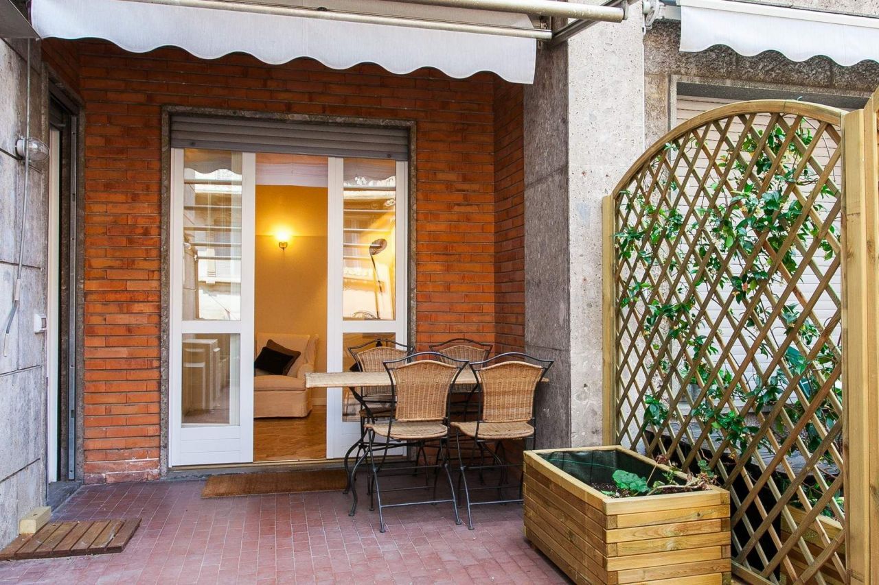 Apartamento en Milán, Italia, 74 m2 - imagen 1