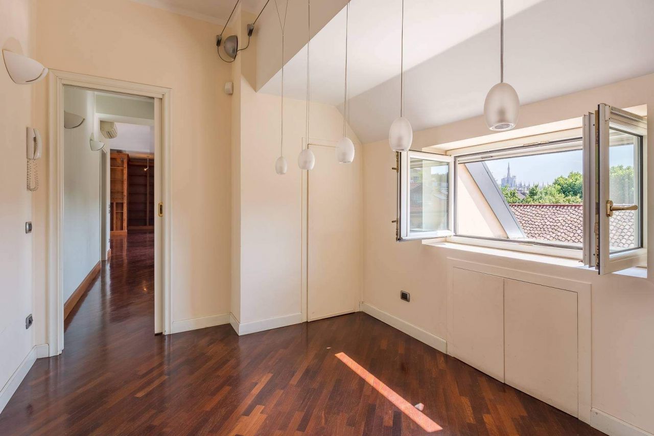 Apartment in Mailand, Italien, 160 m2 - Foto 1