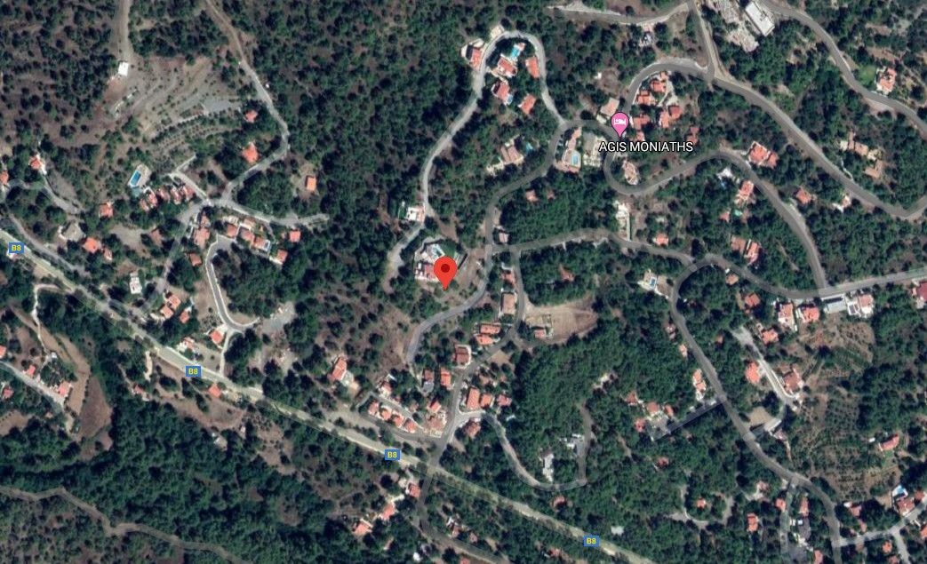 Land in Limassol, Cyprus, 1 122 sq.m - picture 1