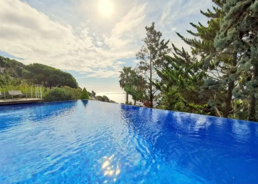 Villa in Blanes, Spain, 380 sq.m - picture 1
