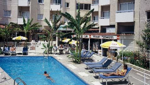 Hotel in Larnaca, Cyprus, 15 000 sq.m - picture 1