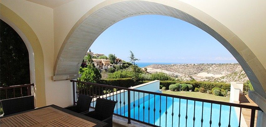 Villa in Paphos, Cyprus, 200 sq.m - picture 1