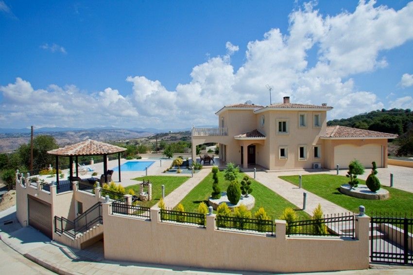 Villa in Paphos, Cyprus, 365 sq.m - picture 1