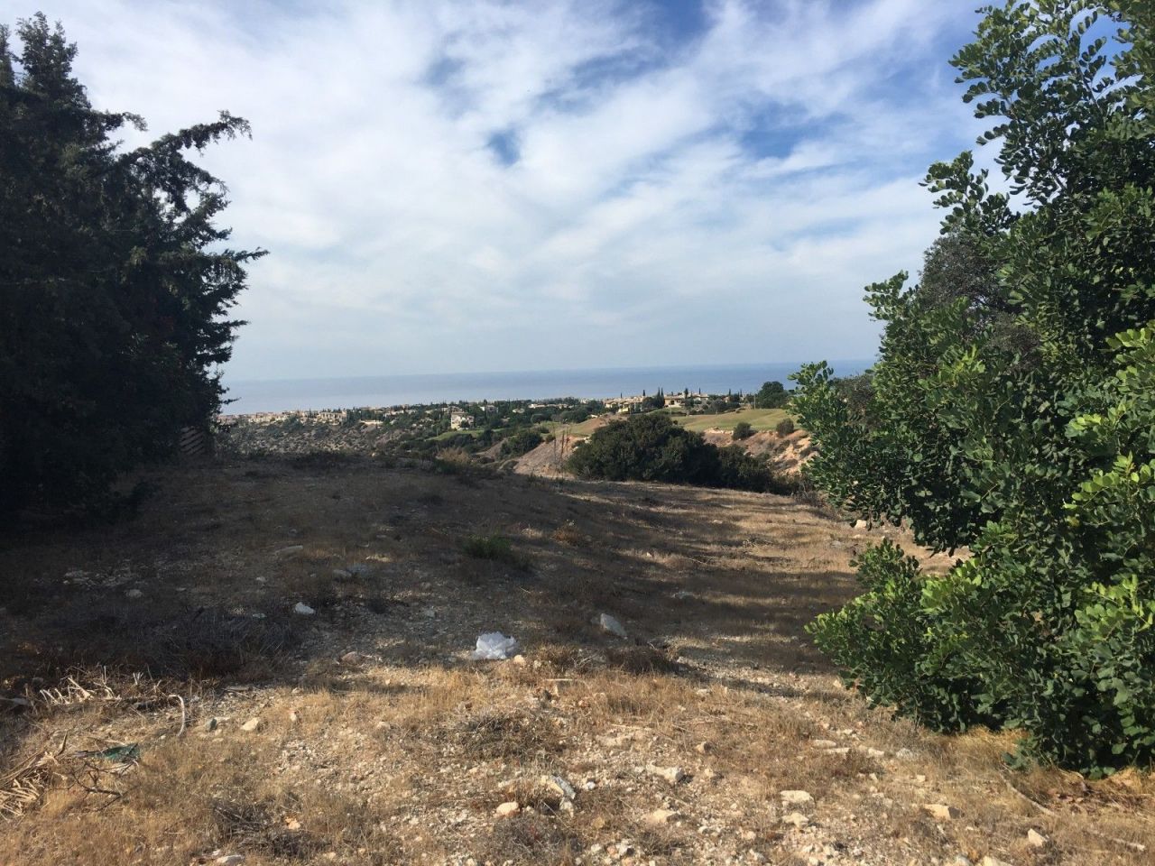 Land in Paphos, Cyprus, 2 846 sq.m - picture 1