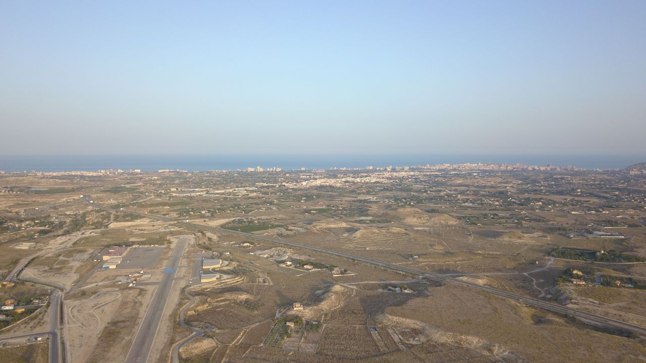 Terrain à Alicante, Espagne, 860 m2 - image 1