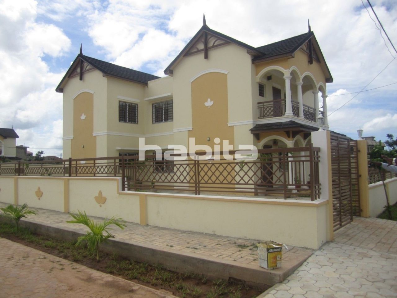 Casa Bakote, Gambia, 261 m2 - imagen 1