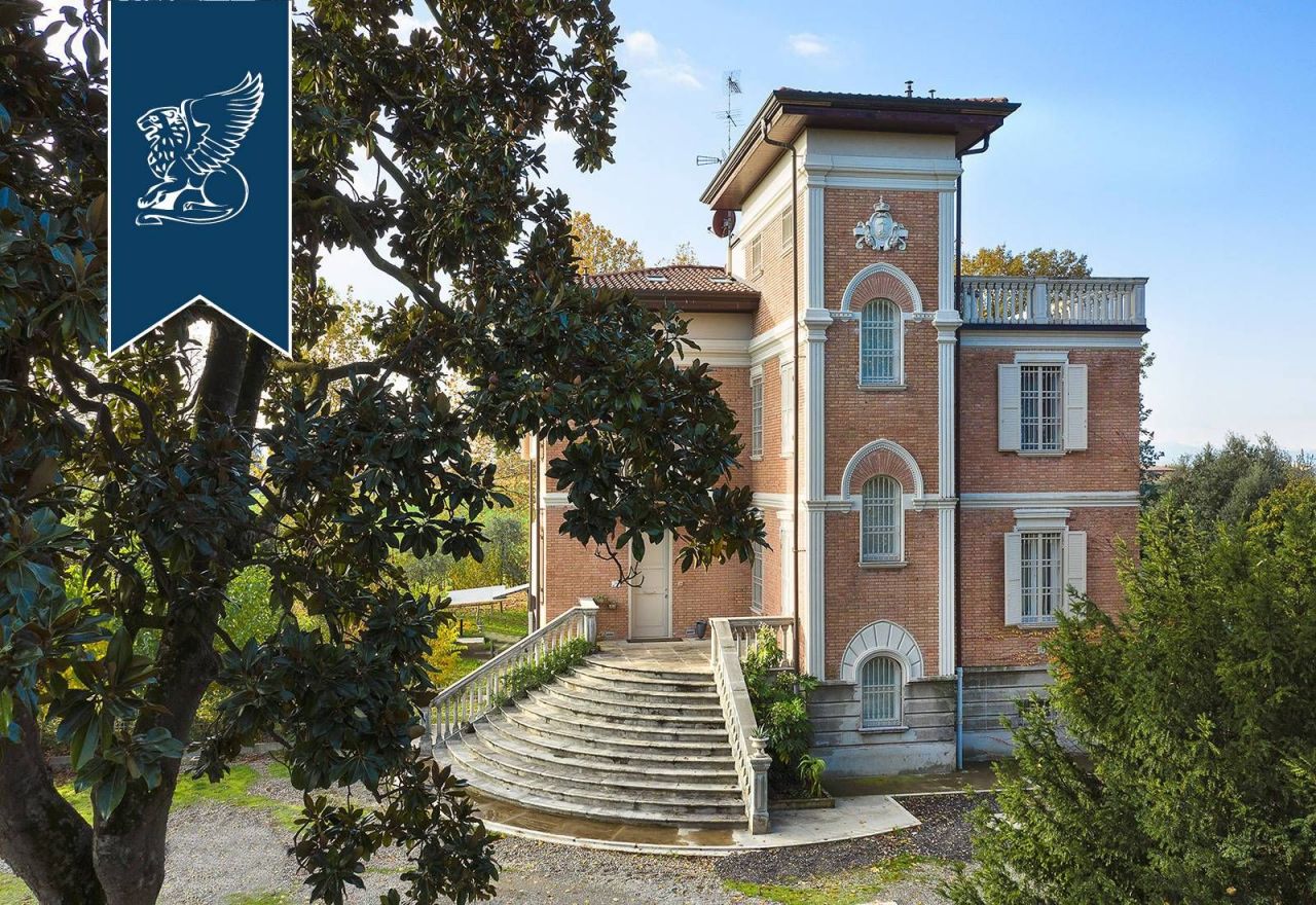 Villa in Modena, Italy, 400 sq.m - picture 1