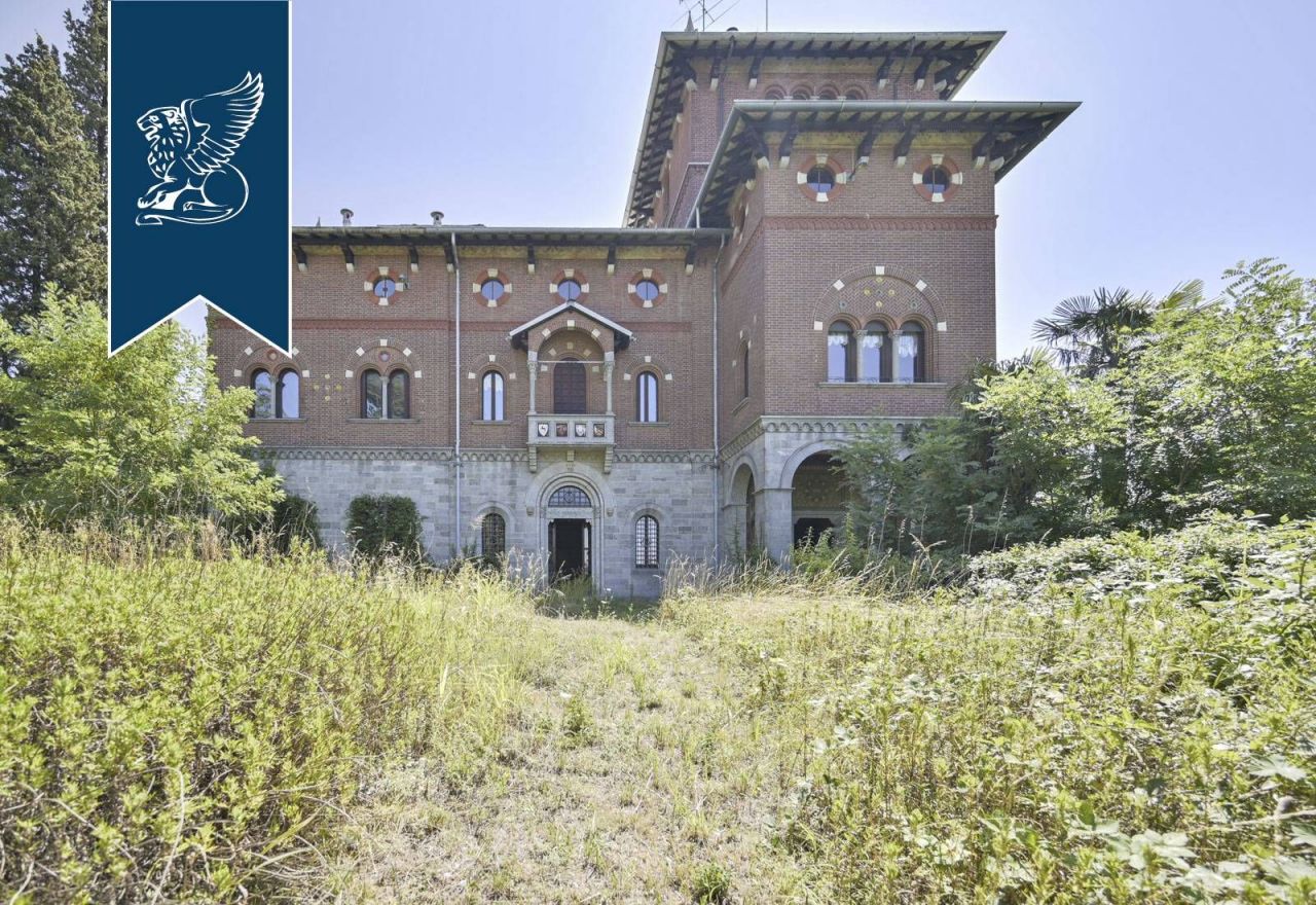 Villa in Comerio, Italien, 2 500 m2 - Foto 1