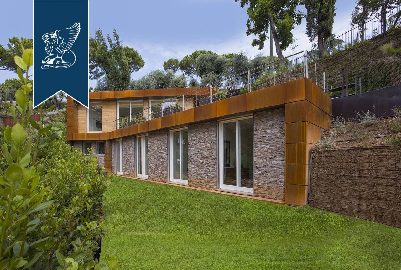 Villa en Padenghe sul Garda, Italia, 400 m2 - imagen 1