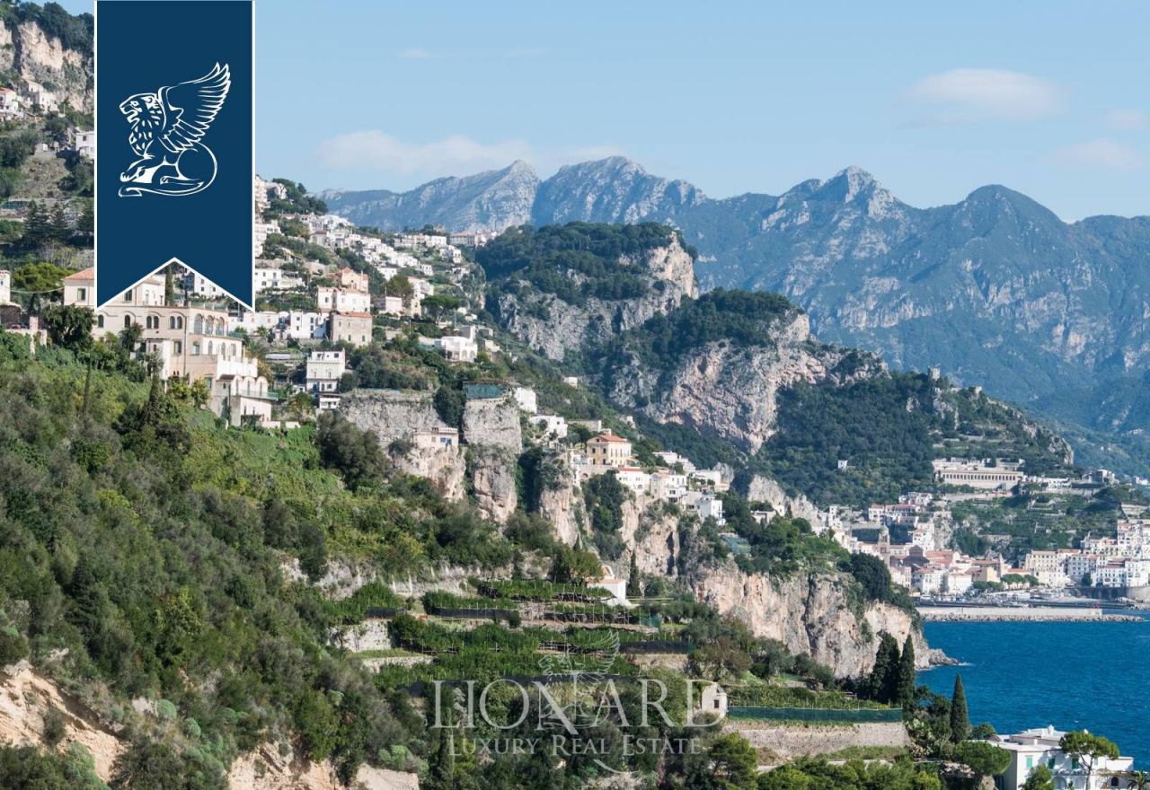 Villa In Amalfi, Italy, 2 300 sq.m - picture 1