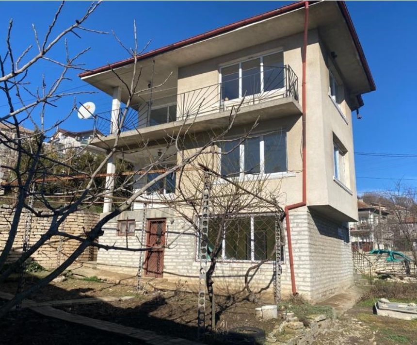 House in Balchik, Bulgaria, 200 sq.m - picture 1