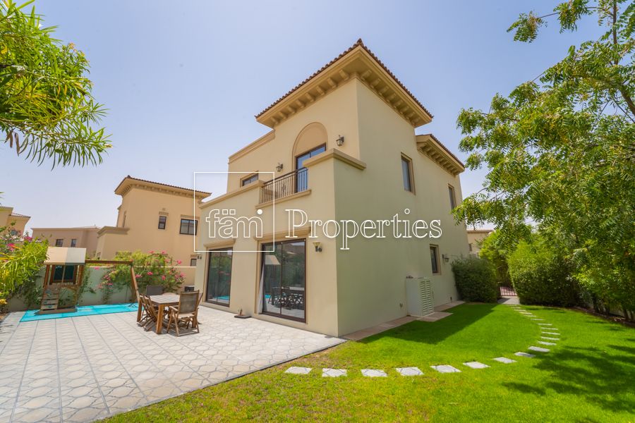 House Arabian Ranches, UAE, 505 sq.m - picture 1