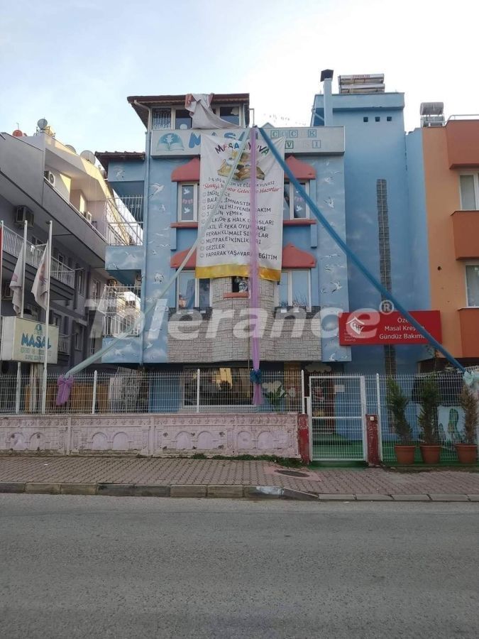 Commercial property in Antalya, Turkey, 550 sq.m - picture 1