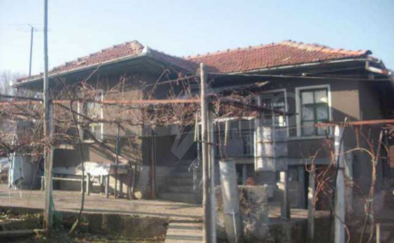 House in Elena, Bulgaria, 90 sq.m - picture 1