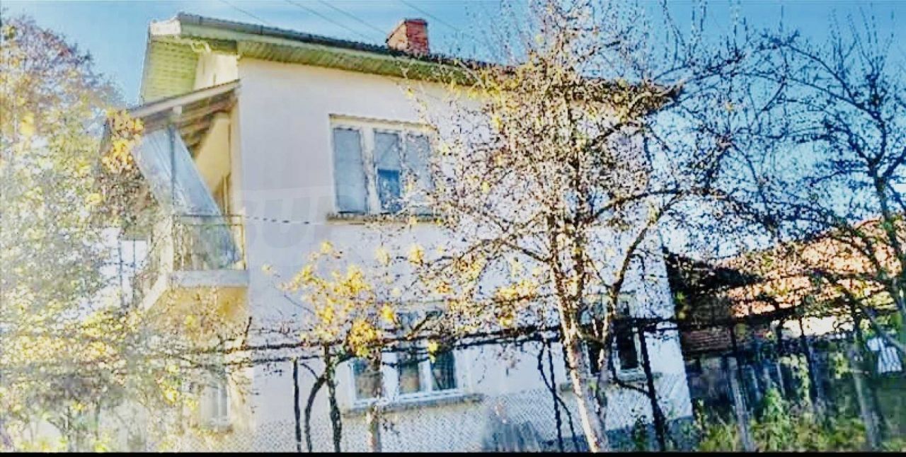 House in Troyan, Bulgaria, 100 sq.m - picture 1