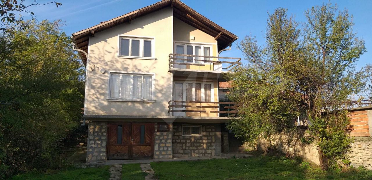 House in Lovech, Bulgaria, 195 sq.m - picture 1