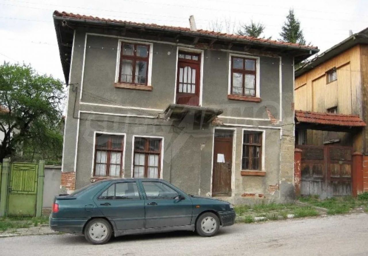 Maison à Lovetch, Bulgarie, 112 m2 - image 1