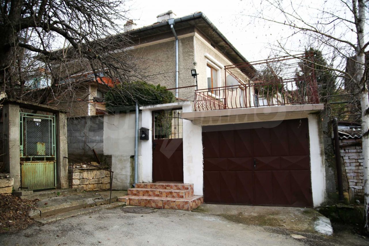 House in Razgrad, Bulgaria, 140 sq.m - picture 1