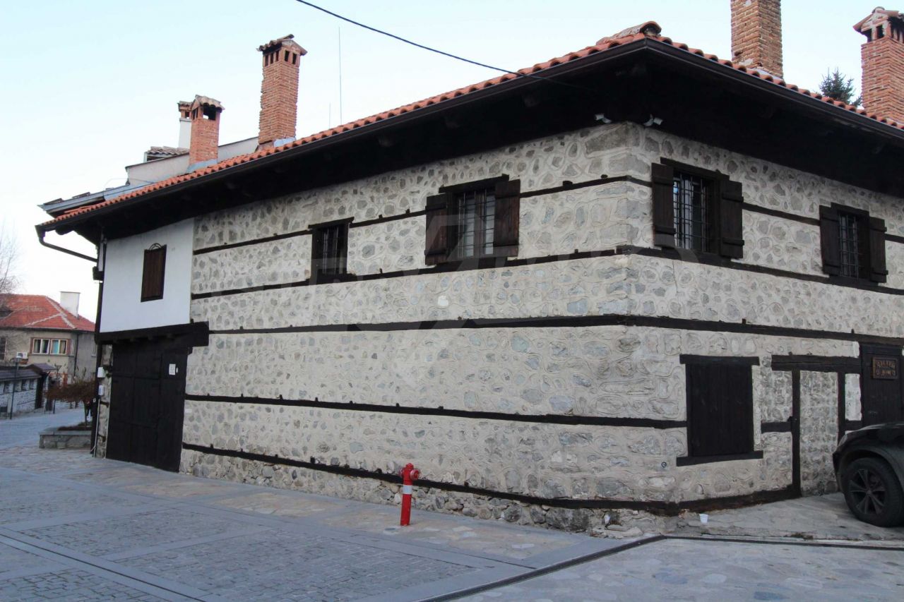 House in Bansko, Bulgaria, 450 sq.m - picture 1