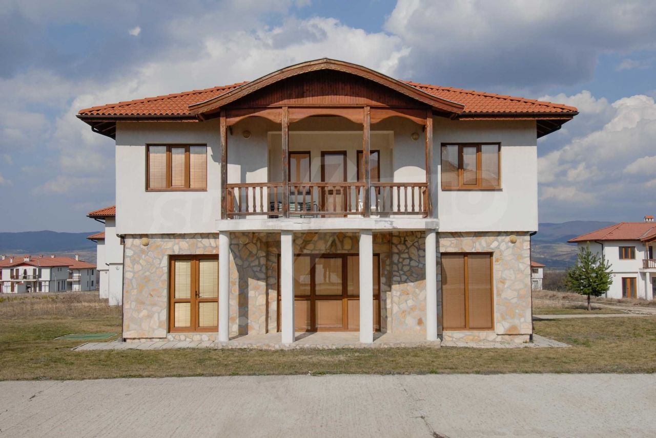House in Dolna Banya, Bulgaria, 152 sq.m - picture 1