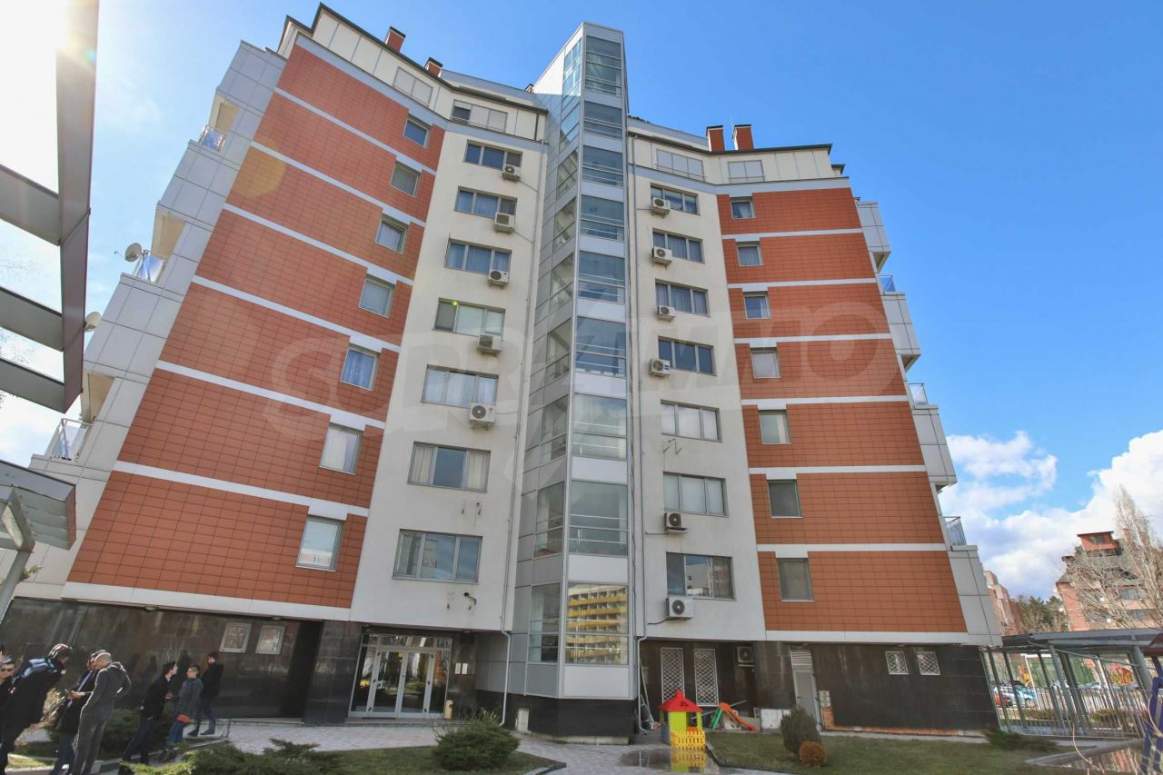 Apartment in Sofia, Bulgaria, 176 sq.m - picture 1