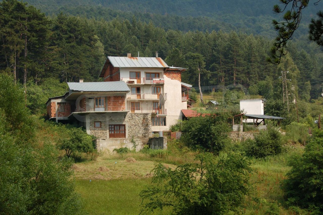 House in Sandanski, Bulgaria, 856 sq.m - picture 1