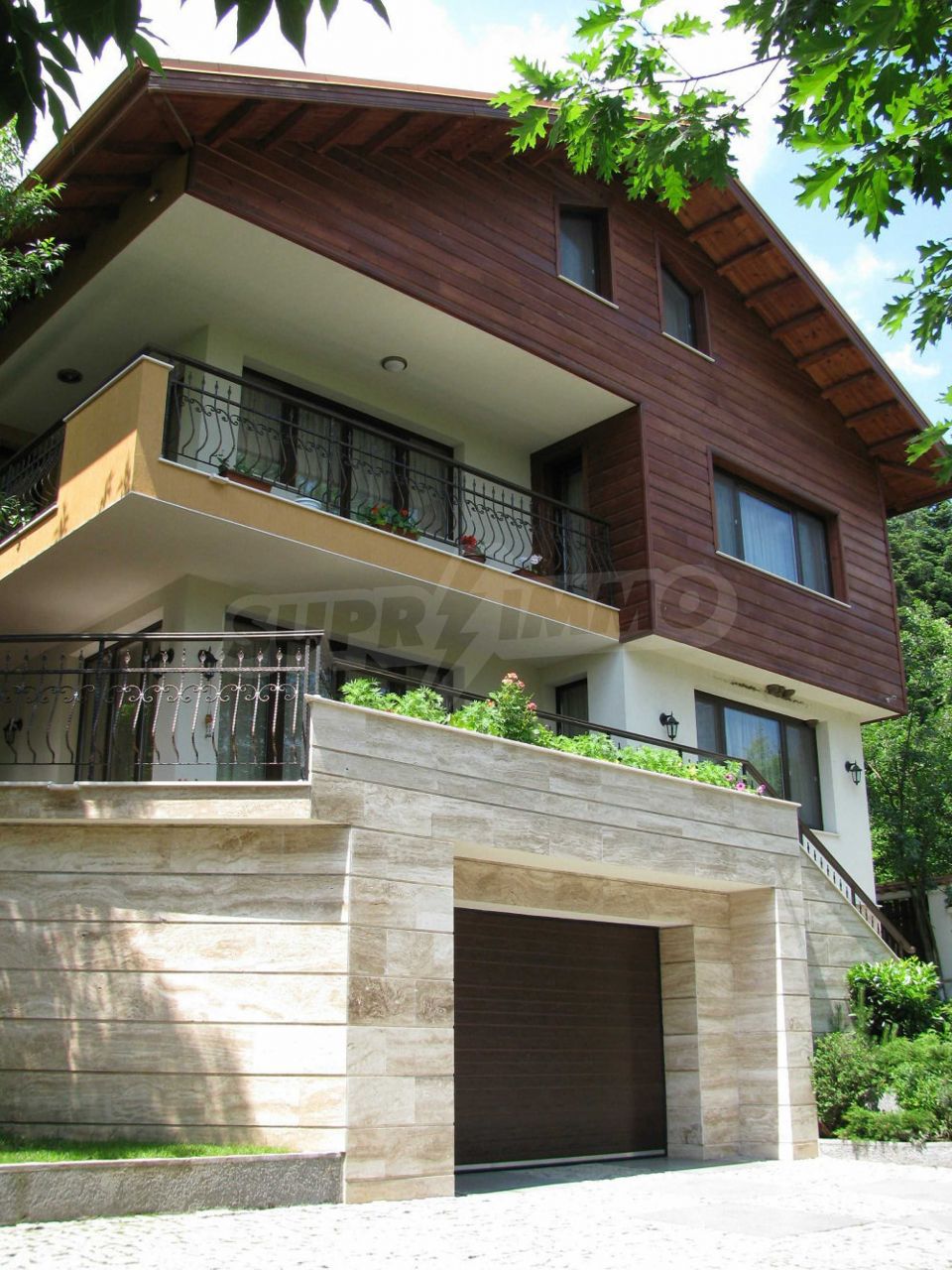 House in Borovets, Bulgaria, 410 sq.m - picture 1