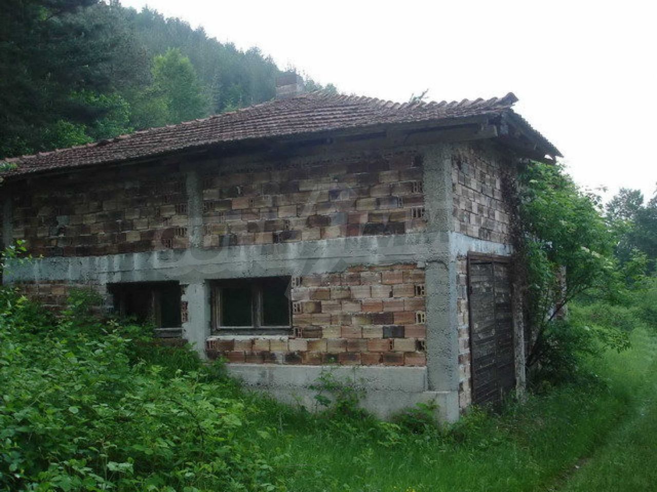 Maison à Apriltsi, Bulgarie, 160 m2 - image 1
